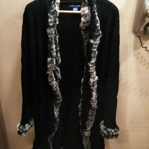 Boston Proper Jackets & Blazers - Boston Proper Sweater faux fur coat